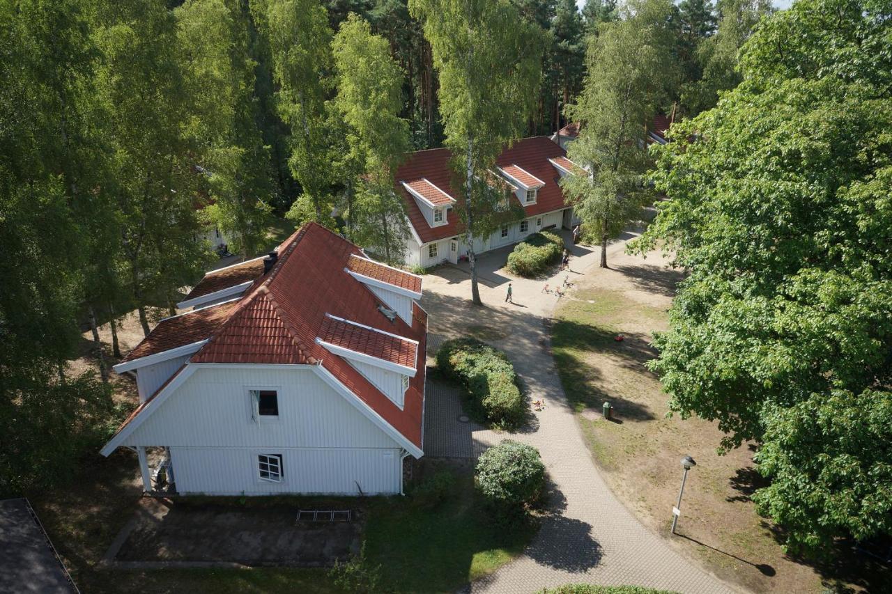 Martas Gaestehaeuser Gross Vaeter See Templin Esterno foto