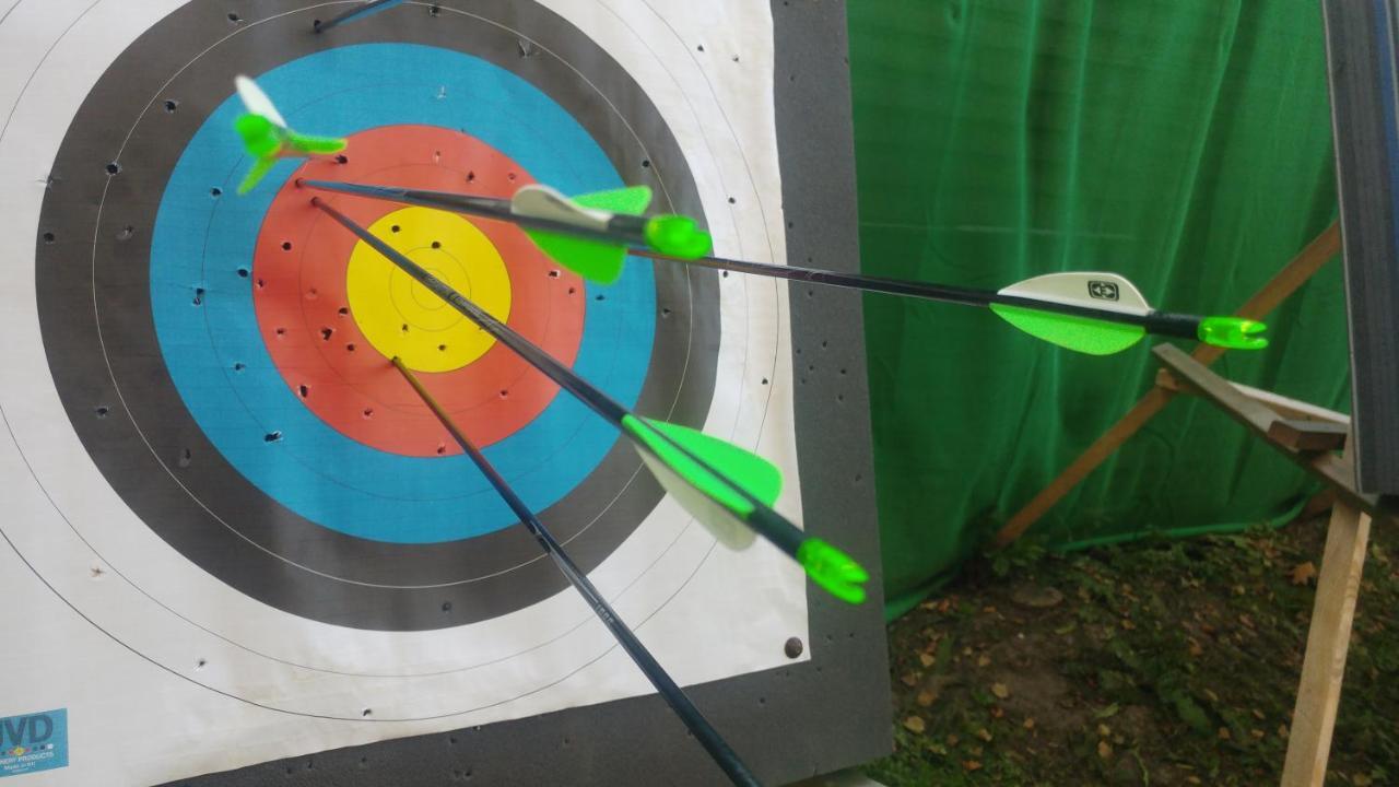 Martas Gaestehaeuser Gross Vaeter See Templin Esterno foto